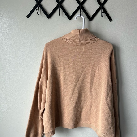 American Eagle Outfitters Camel Turtleneck Sweater - Picture 4 of 4